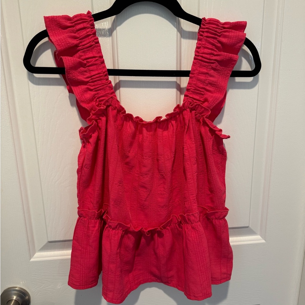 SHEIN Ruffled Sleeveless Pink Top Size S